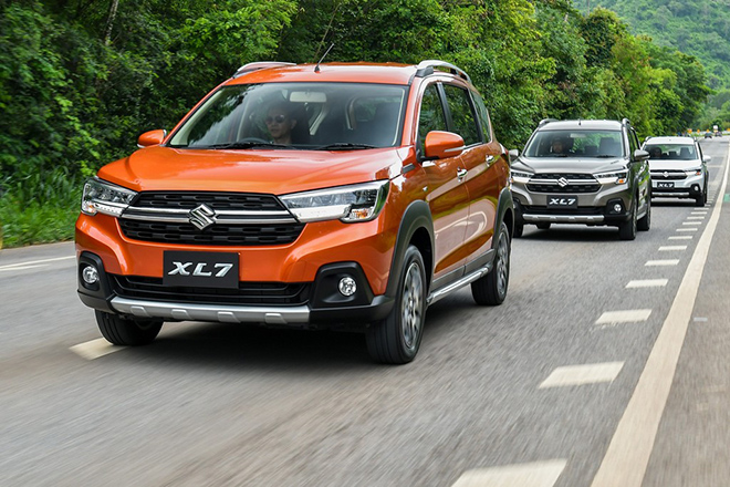 Giá xe Suzuki XL7 niêm yết và lăn bánh tháng 2/2023 - 13