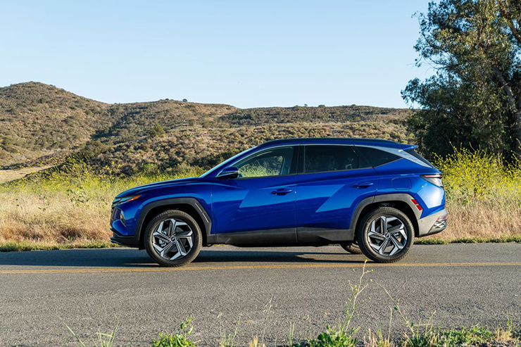 Giá xe Hyundai Tucson niêm yết và lăn bánh tháng 2/2023 - 2