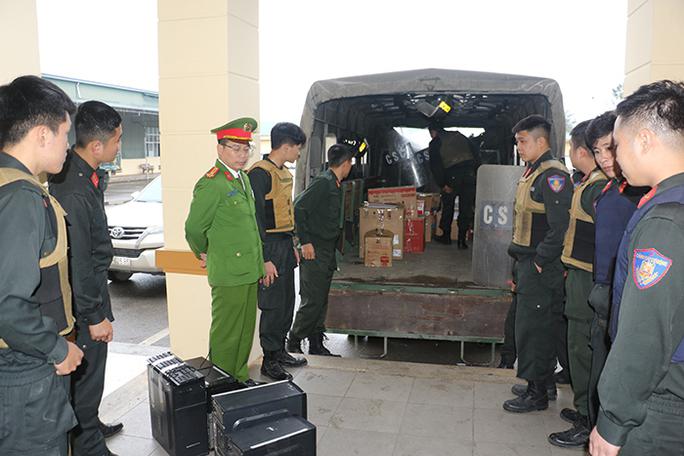 Bắt Giám đốc Trung tâm đăng kiểm xe cơ giới tỉnh Nghệ An cùng 9 thuộc cấp - 3