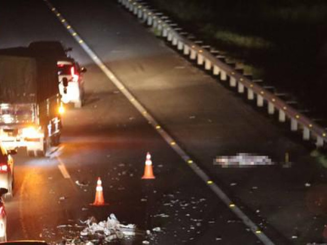 Ô tô tông chết người chạy xe máy ngược chiều trên cao tốc TP.HCM – Trung Lương