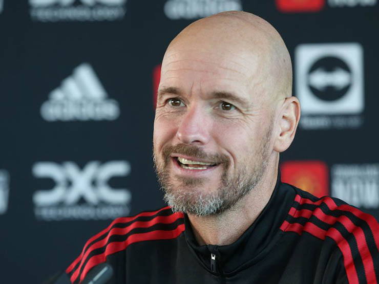 Họp báo MU - Leeds: Ten Hag báo tin dữ về Antony, có kháng cáo thẻ đỏ Casemiro? - 1