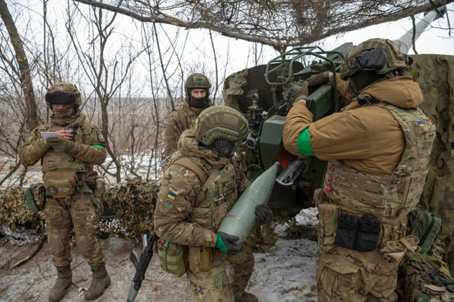 Bộ Quốc phòng Ukraine rối ren khi Nga chuẩn bị chiến dịch lớn - 1