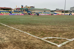 Sân Thanh Hoá bị chê như sân ruộng ở trận bóng đá “derby Thanh - Nghệ”