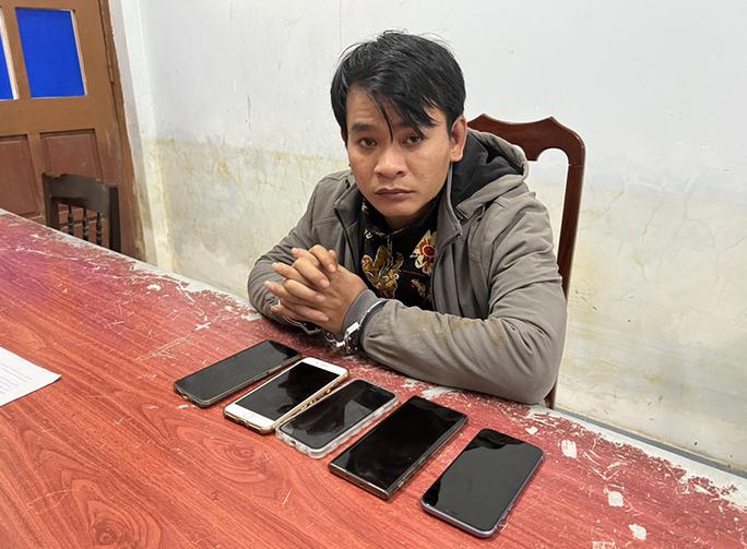 Chân dung nghi phạm gây ra hàng loạt vụ cướp táo tợn ở Quảng Bình - 1