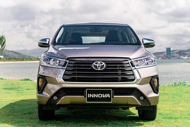 Giá xe Toyota Innova niêm yết và lăn bánh tháng 2/2023 - 4