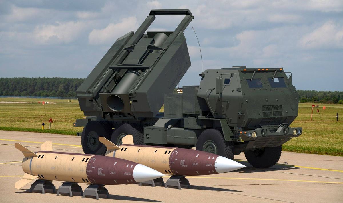 Mỹ duyệt bán tên lửa đạn đạo phóng từ hệ thống HIMARS cho nước láng giềng Ukraine - 1