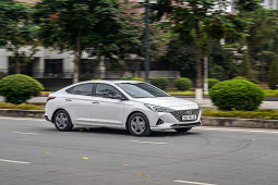 Giá xe Hyundai Accent tháng 2/2023, ưu đãi lên tới 50% LPTB và quà tặng