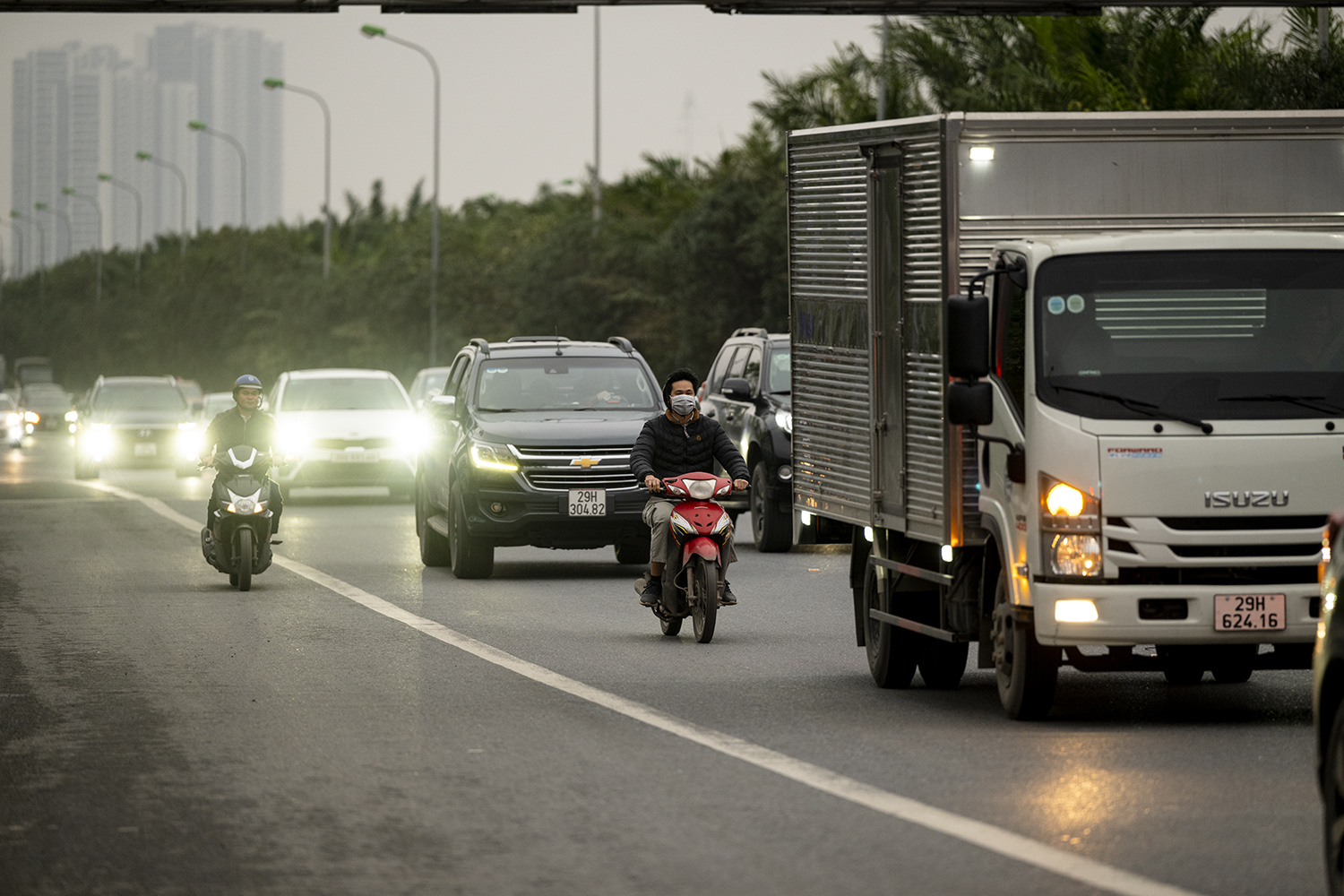 Nhiều người gặp nạn tử vong trên tuyến đường “cấm”, hàng loạt xe máy vẫn phi vào - 1