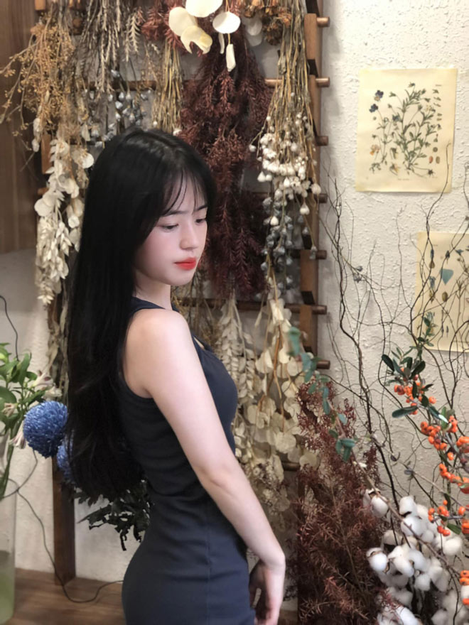 “Cô bé bán lê” ở Hà Giang gây ngỡ ngàng với nhan sắc hiện tại - 5