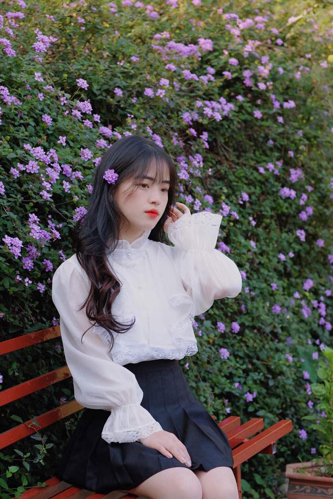 “Cô bé bán lê” ở Hà Giang gây ngỡ ngàng với nhan sắc hiện tại - 8