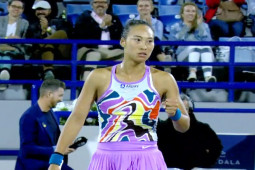 Nóng nhất thể thao trưa 11/2: SAO nữ Trung Quốc vào bán kết Abu Dhabi Open