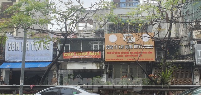 Nhà đất rao bán khắp nơi, vợ chồng lục đục vì "ôm đất" - 9