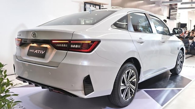 Toyota Vios 2023 xuất hiện tại trạm đăng kiểm khí thải ở Hà Nội - 5