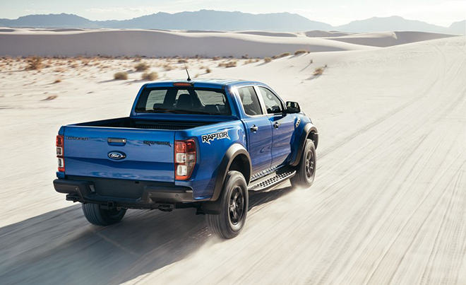 Giá xe Ford Ranger Raptor niêm yết và lăn bánh tháng 2/2023 - 11