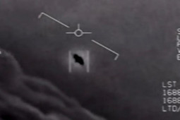 Tướng Không quân nói về giả thuyết Mỹ vừa bắn hạ 3 UFO ngoài hành tinh