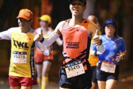 Chàng trai trẻ vượt qua đường chạy 42km sau hơn 1 năm chữa ung thư máu