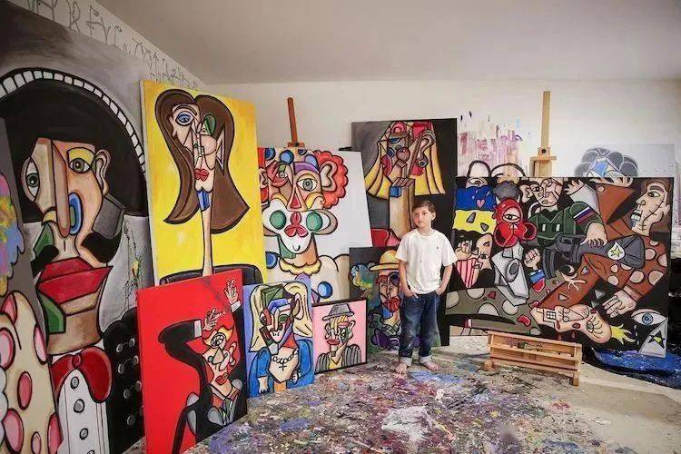 Thần đồng 10 tuổi được mệnh danh là &#34;Picasso đương đại” - 1