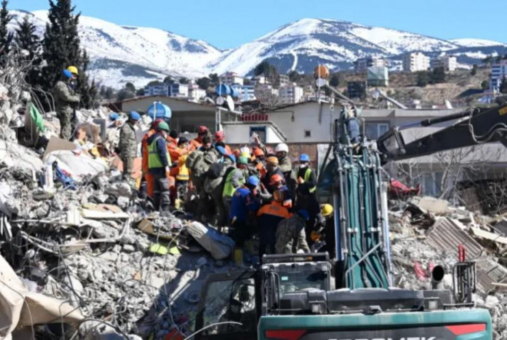 Điều kỳ diệu hiếm hoi xuất hiện giữa tâm động đất Thổ Nhĩ Kỳ - 1