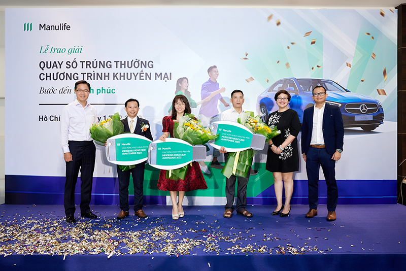 Manulife Việt Nam tiếp tục tri ân khách hàng, công bố 3 chủ nhân trúng thưởng xe Mercedes - 1