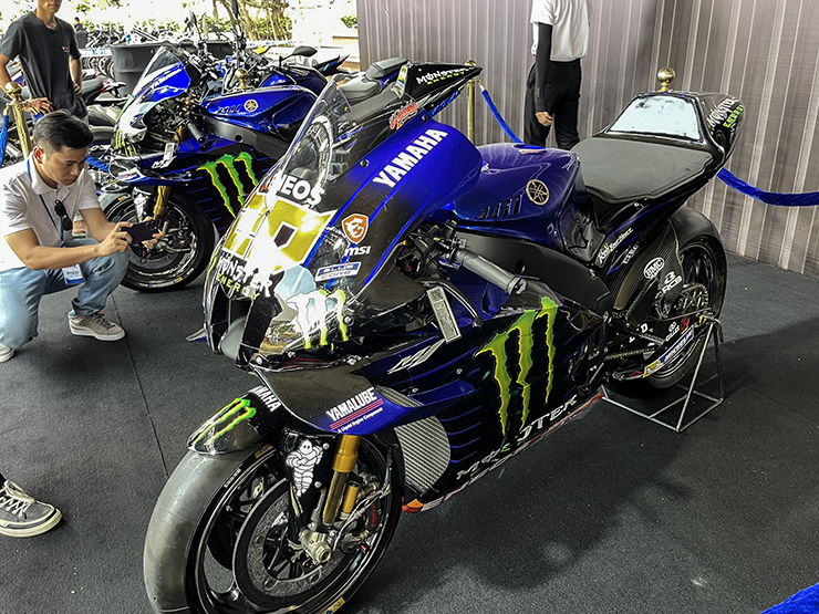 Chi tiết siêu phẩm triệu đô Yamaha YZR