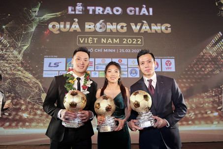 Gala trao giải Quả bóng vàng Việt Nam 2022: Vinh danh Huỳnh Như - Văn Quyết