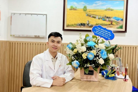 "Bác sĩ triệu view" Xuân Tuấn: "Đàn ông chỉ cần 2 thứ quan trọng là đủ dùng"