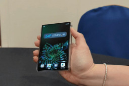 Lenovo vừa ra mắt smartphone màn hình cuộn - Quá ”đỉnh”!