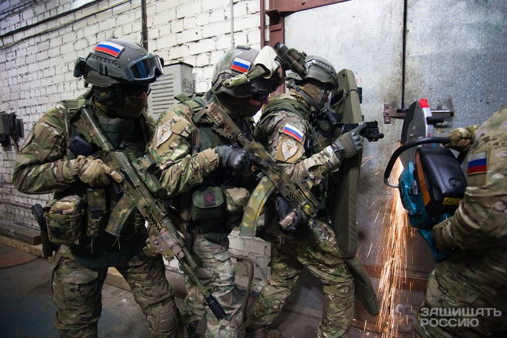 Phản ứng của ông Putin sau vụ “nhóm phá hoại” Ukraine xâm nhập lãnh thổ, bắn người - 1