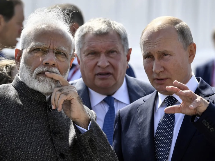 Ấn Độ nhập khẩu dầu của Nga với mức kỷ lục - 1