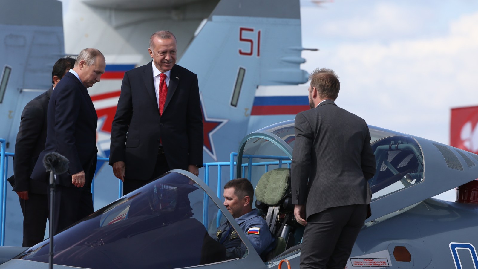 Căng thẳng Mỹ - Thổ Nhĩ Kỳ leo thang có thể gây rạn nứt trong liên minh quân sự NATO - 1