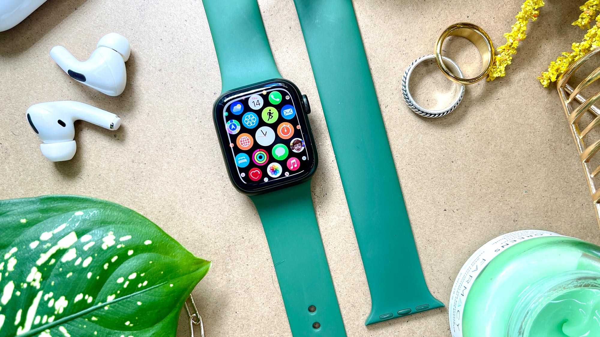 Apple Watch giảm giá vào tháng 3, lên tới 40% - 1