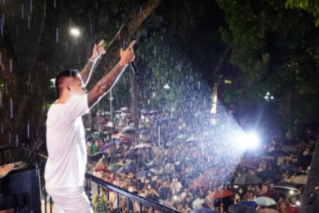 Tuấn Hưng báo tin vui về "Góc ban công", nhắn nhủ 1 điều đến khán giả