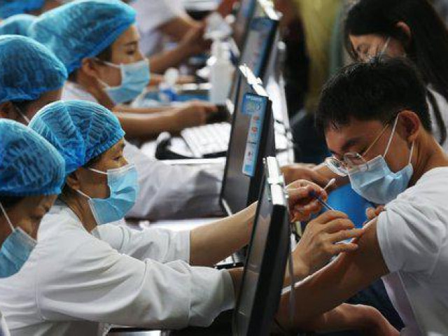 Choáng với số tiền Trung Quốc mua vắc-xin ngừa COVID-19