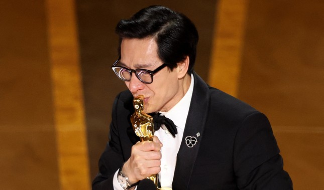 Trực tiếp lễ trao giải Oscar 2023: 'Avatar 2' ẵm giải đầu tiên - 10