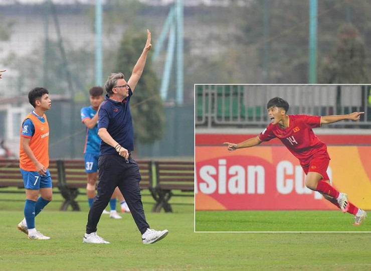 Khi ông Troussier phải “cầu cứu” tiền đạo U-20… - 1