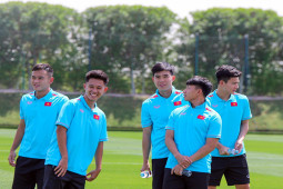 U23 Việt Nam hào hứng làm quen sân tập của Messi ở World Cup 2022