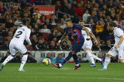 Video bóng đá Barcelona - Real Madrid: Ngược dòng kịch tính, người hùng phút bù giờ (La Liga)