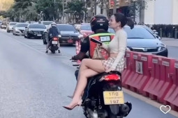Cô gái mặc váy ngắn tham gia giao thông tiềm ẩn nhiều rủi ro