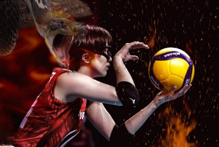 Ngôi sao bóng chuyền Nhật phát bóng kiểu "rắn hổ mang" đạt 10 triệu lượt xem