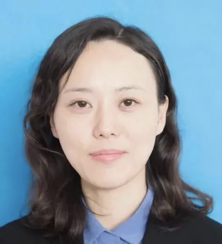 Nữ quan tham Trung Quốc xinh đẹp và mối quan hệ với 3 “bạn trai” doanh nhân - 1