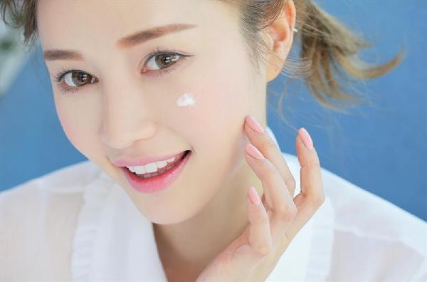 6 thói quen giúp ngăn lão hóa da sớm - 1