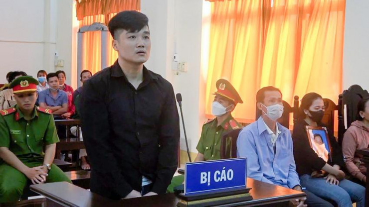 Tuyên tử hình kẻ đâm chết người khi đang tại ngoại chờ điều tra ở vụ án khác - 1