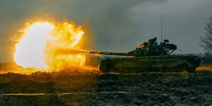 Thu được xe tăng Nga, Ukraine cũng không thể sử dụng lâu dài? - 1