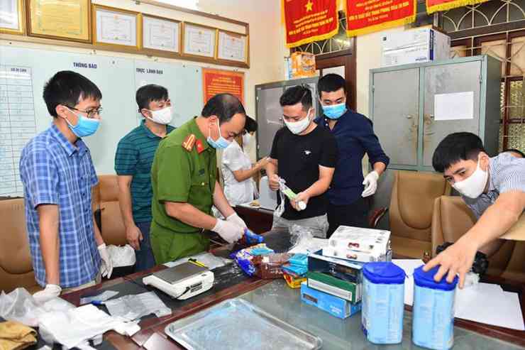 Thủ đoạn đưa ma túy vào Việt Nam qua đường hàng không - 1