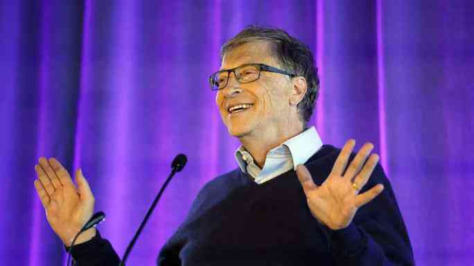 Tỉ phú Bill Gates nói gì về rủi ro &#34;AI chống lại con người&#34;? - 1