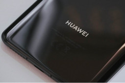 Huawei sắp tung điện thoại có Dynamic Island