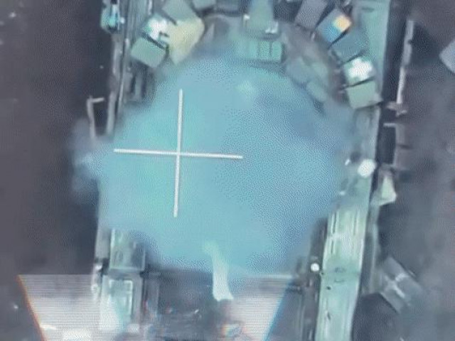 Xem cách máy bay không người lái Nga phá hủy ‘xe tăng bay’ T-72B3 của Ukraine