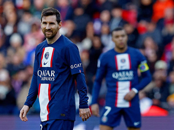 Barcelona bị chỉ trích vì đề nghị lố bịch với Messi, trả lương quá &#34;bèo&#34; - 1