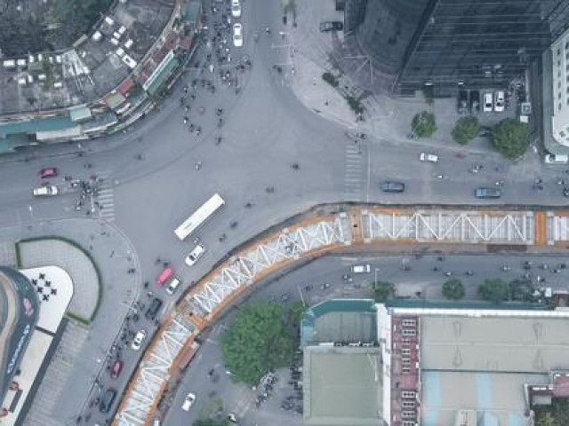 Cận cảnh cây cầu vượt hình chữ C duy nhất ở Hà Nội sắp hoàn thành