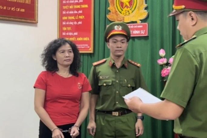 Tạm đình chỉ tư cách luật sư đối với bà Đặng Thị Hàn Ni - 1